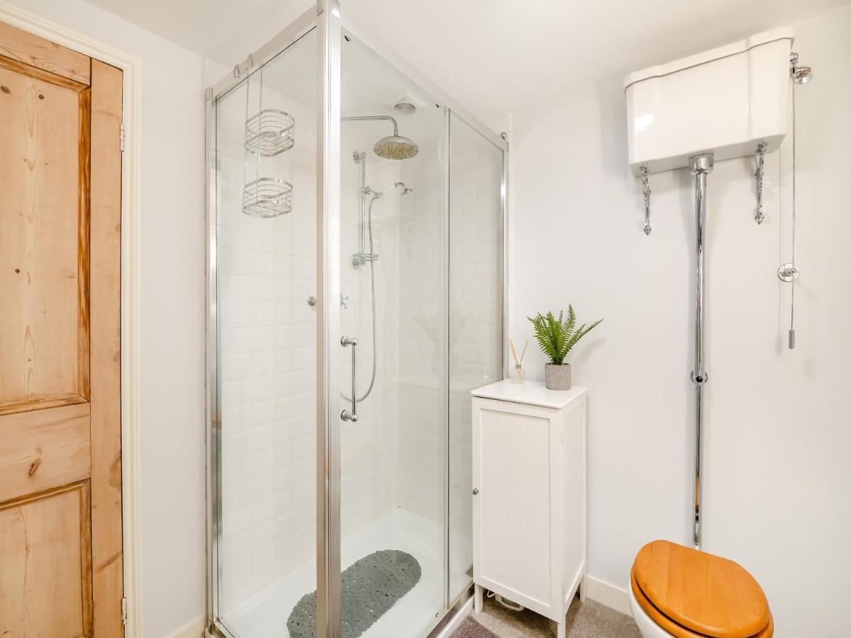Airy Hill Manor - The Penthouse Holiday home Whitby